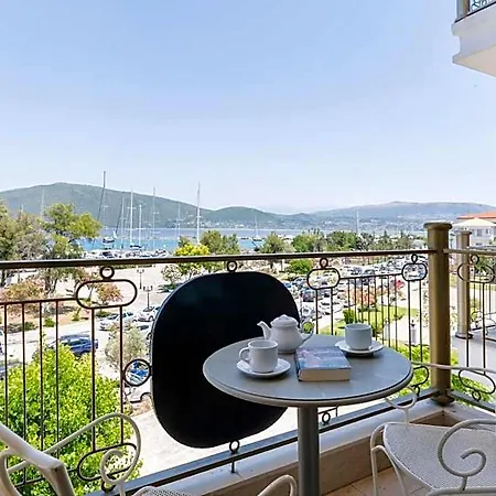 Lefkas 3*
